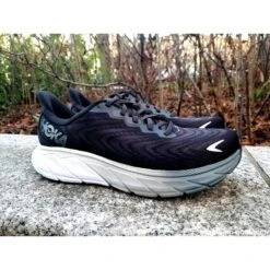 HOKA Arahi 6 Homme Black / White